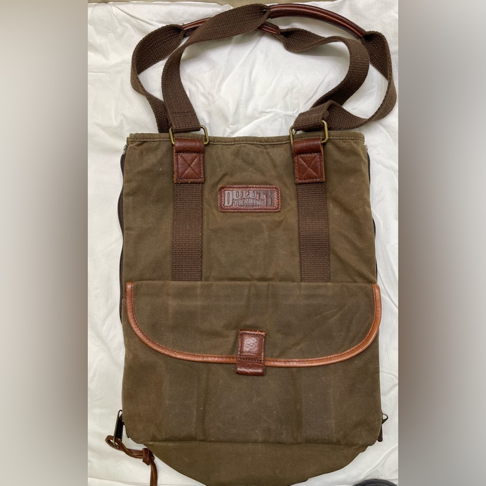 Duluth Trading Women's Oil Cloth Day Tote Bag green brown leather handles - Picture 2 of 13